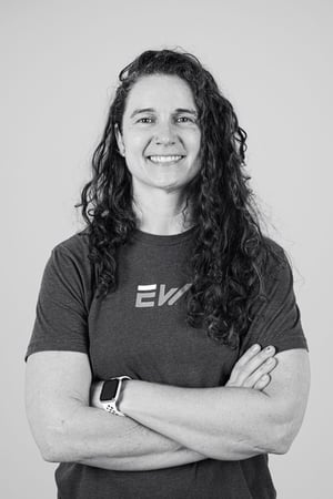 Professional headshot of Lindsey Smith, a personal trainer in Birmingham, Alabama.