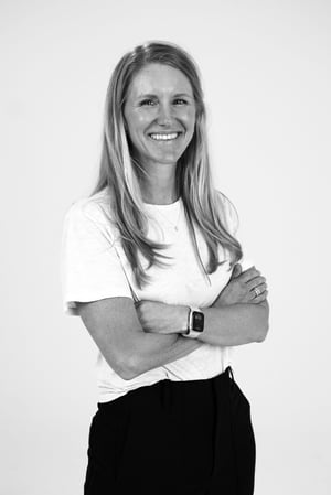 Professional headshot of Becca Lee, a physical therapist and pilates instructor in Birmingham, Alabama.