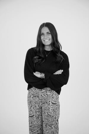 Professional headshot of Hanna Royer, a physical therapist and pilates instructor in Birmingham, Alabama.