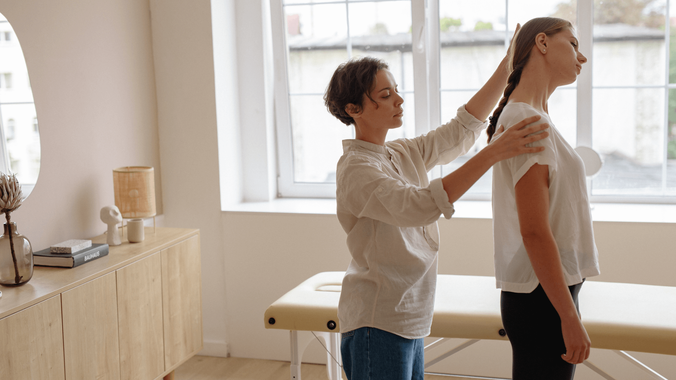 Physical Therapist vs. Physical Therapist Assistant: How Are They Different?